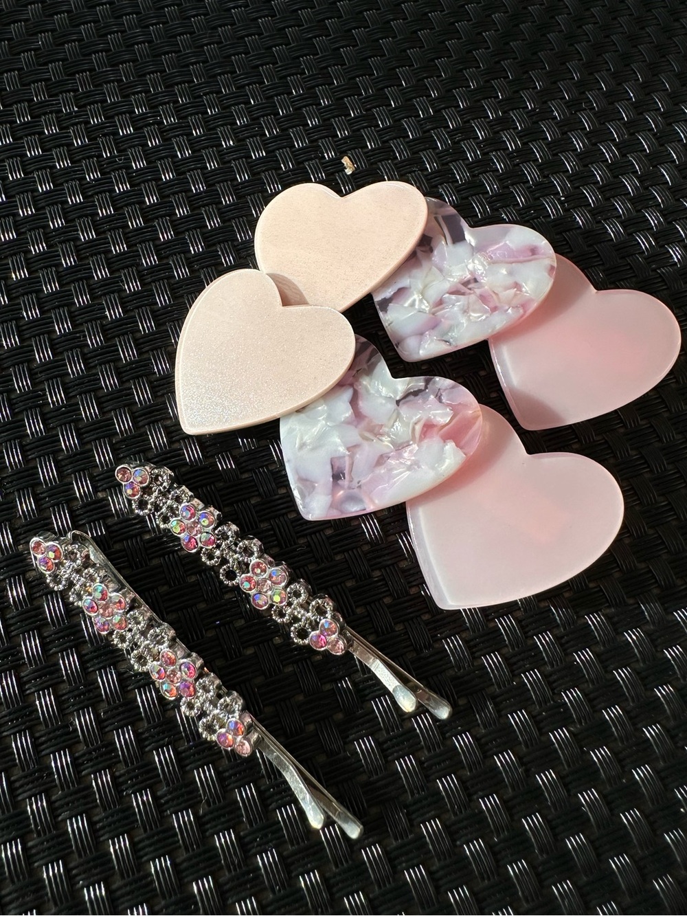 Pink Heart Hair Clips Set – Sparkle Bobby Pins & Resin Hearts